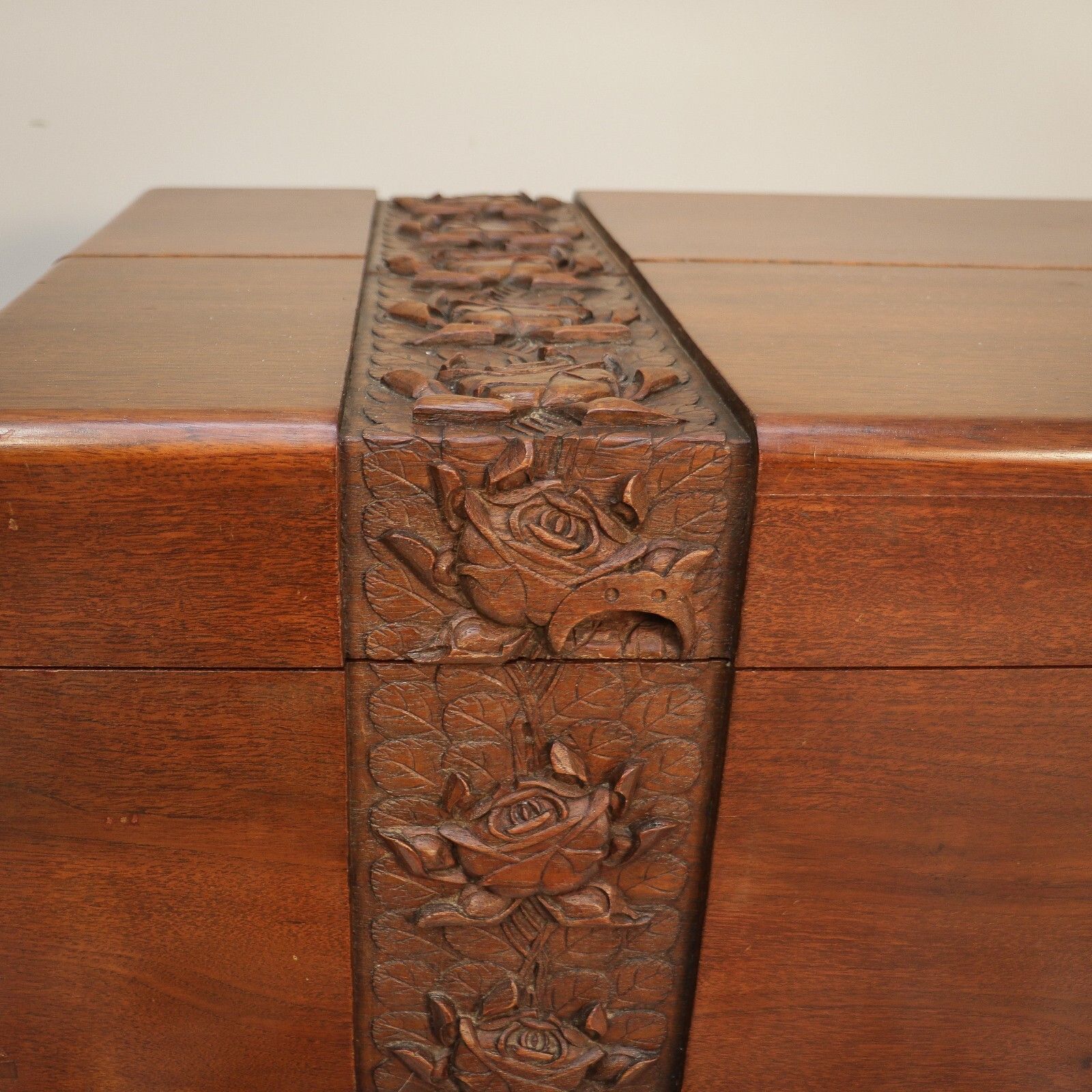 photo buy Camphor Wood Chest Oriental Carved Linen Trunk