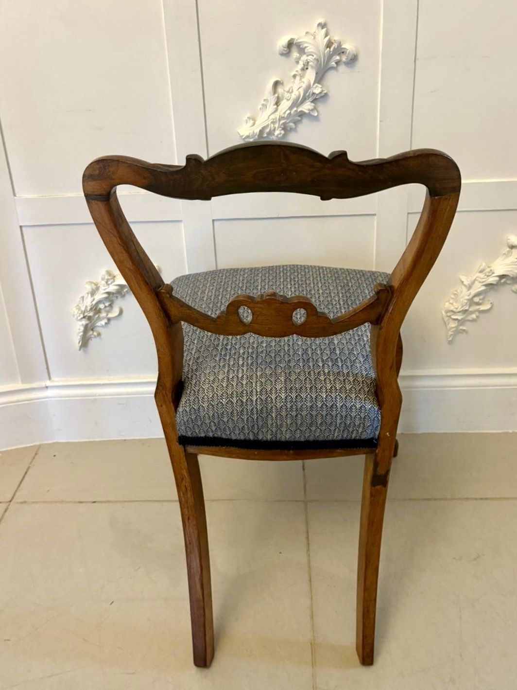 photo for sale Outstanding Quality Set Of Six Antique 19th Century Rosewood Dining Chairs