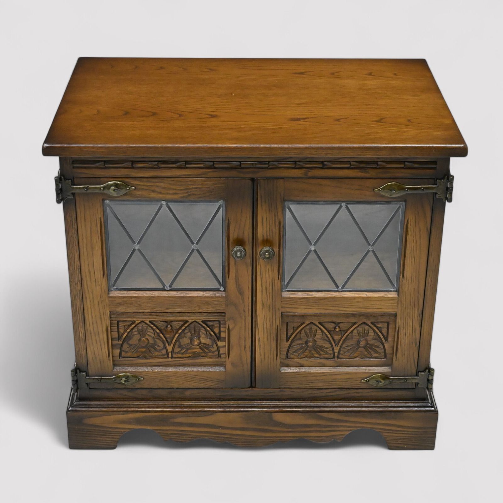 Old Charm Tv Video Stand Cabinet Light Oak Model 2440 Free Uk Delivery*
