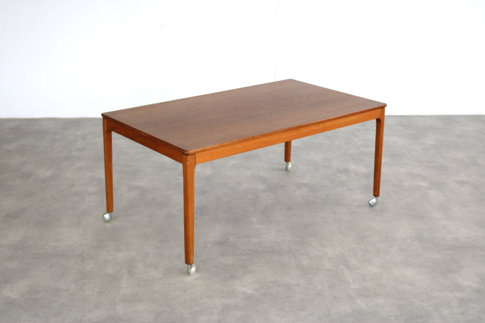 Vintage Salontafel | Tafel | Jaren 60 | Zweeds photo furniture