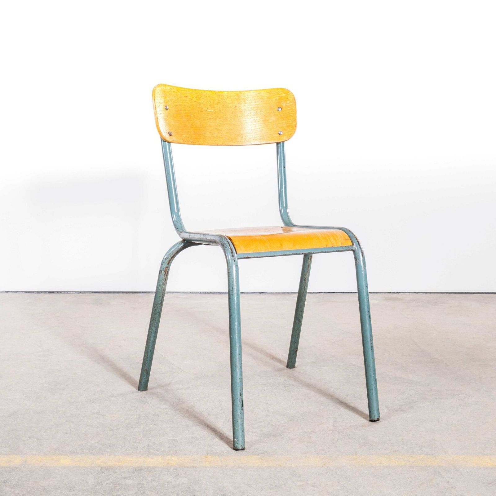 1950’s Mullca Stacking Dining Chair – Wide Back Rest – Very Large photo vinterior
