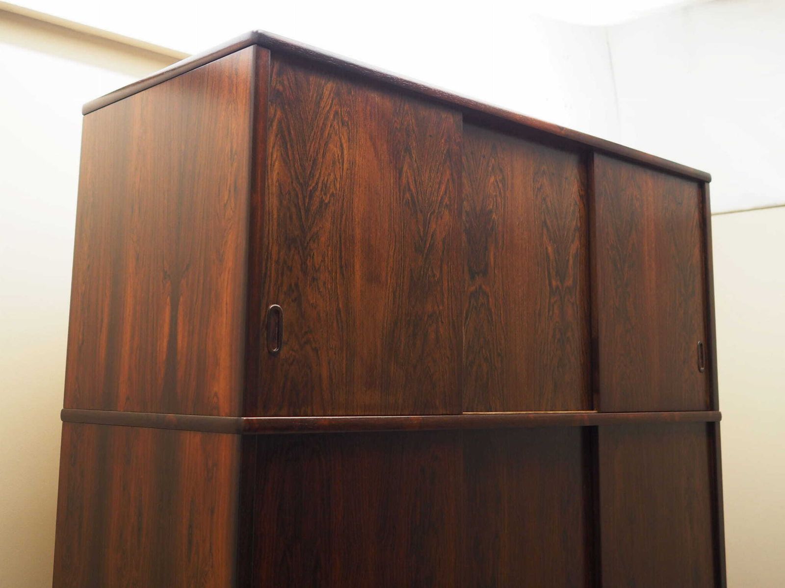 Vintage Wardrobe, Danish Design, 1970s, Production: Denmark photo vinterior