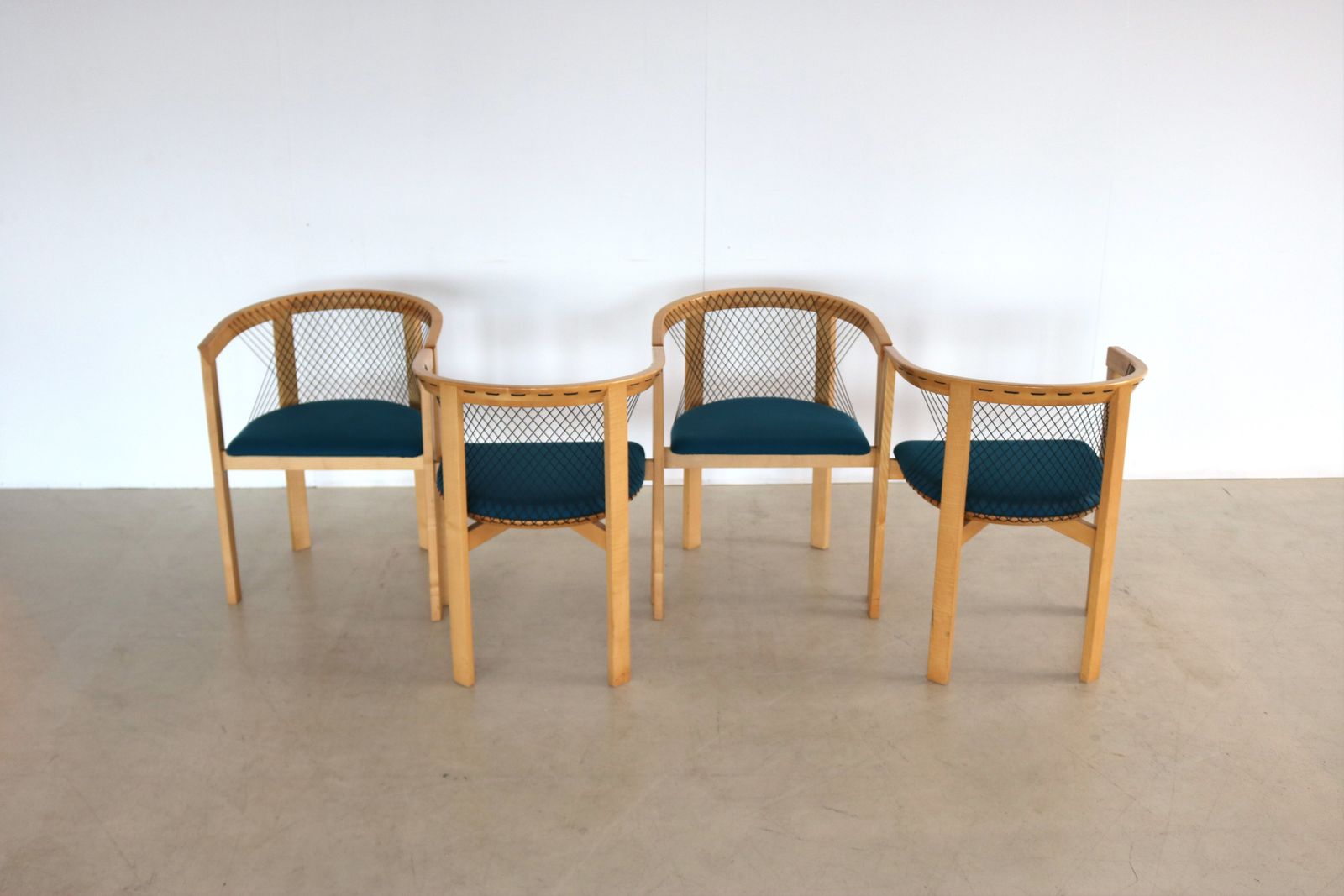 photo furniture Set Van 4 "String" Stoelen Van Tranekaer
