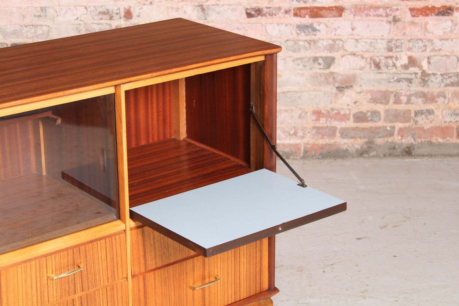 Mid Century Tola Dideboard / Drinks Cabinet By Harris Lebus, C. 1960s photo vinterior
