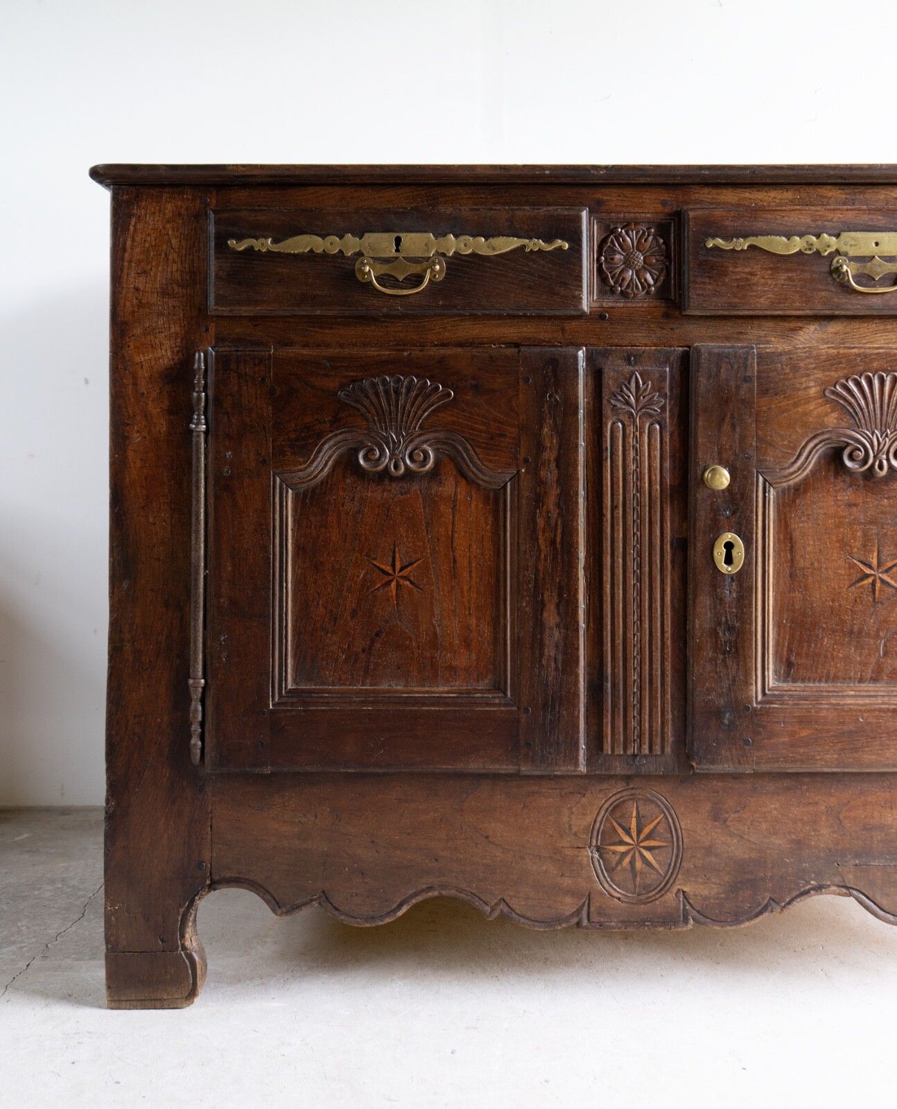 photo furniture Antique French Louis XIV Inlaid And Carved Oak Buffet Cabinet, Early 18th C.