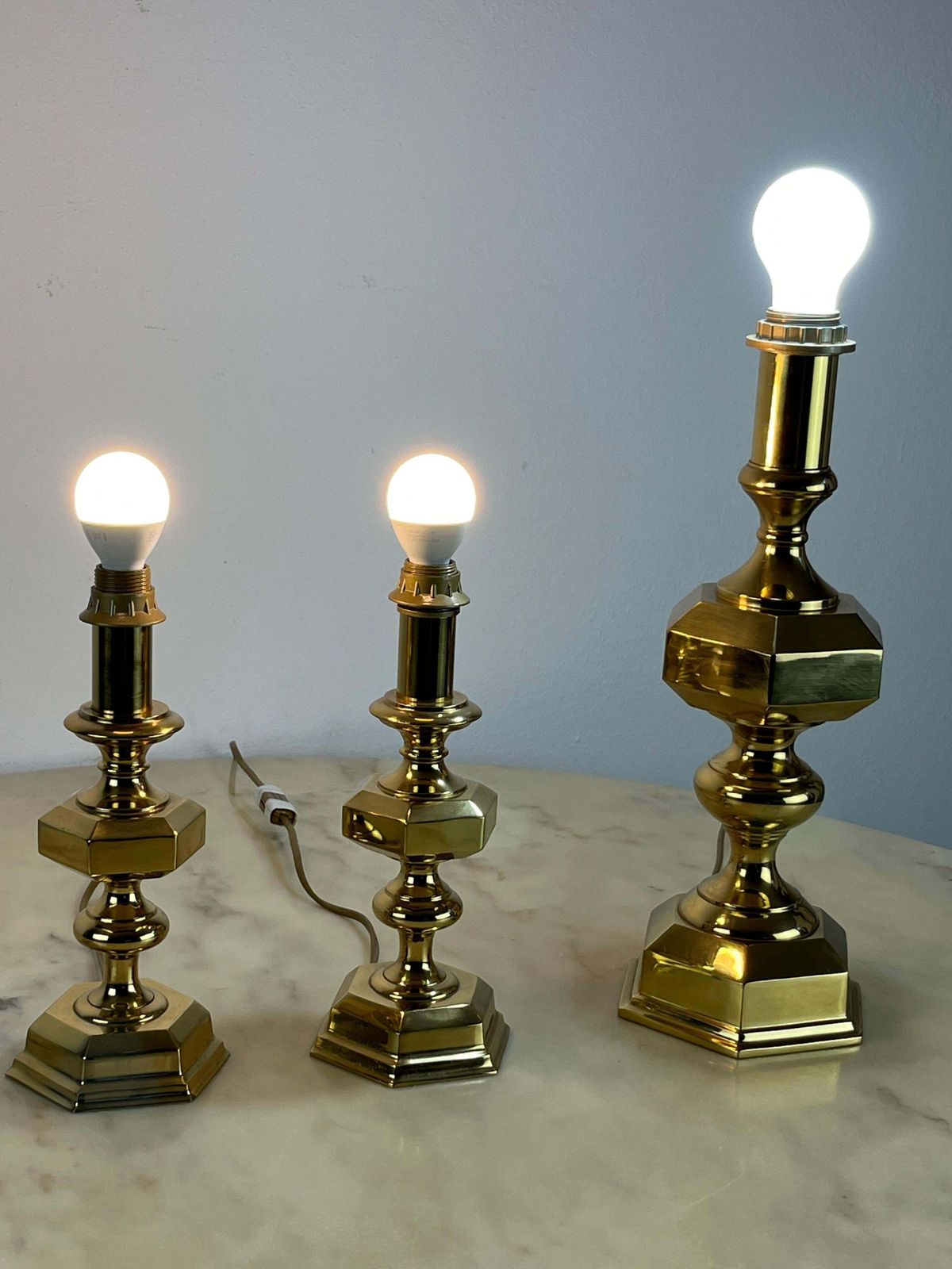 Set Of 3 Italian Brass Table Lamps, 1980s photo Lighting
