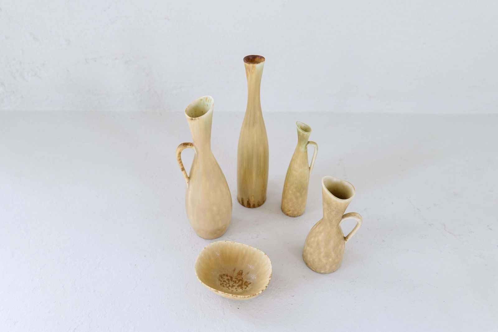 photo furniture Midcentury Modern Groupe Of 5 Vessels Rörstrand Sweden 1950
