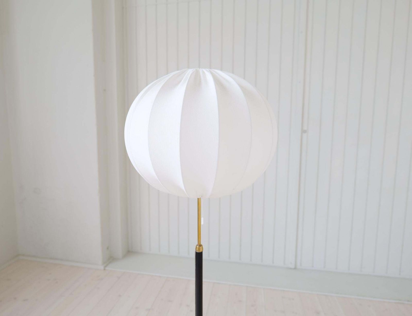 photo vintage Mid Century Brass Black Leather Floor Lamp Falkenbergs Belysning, Sweden, 1960s