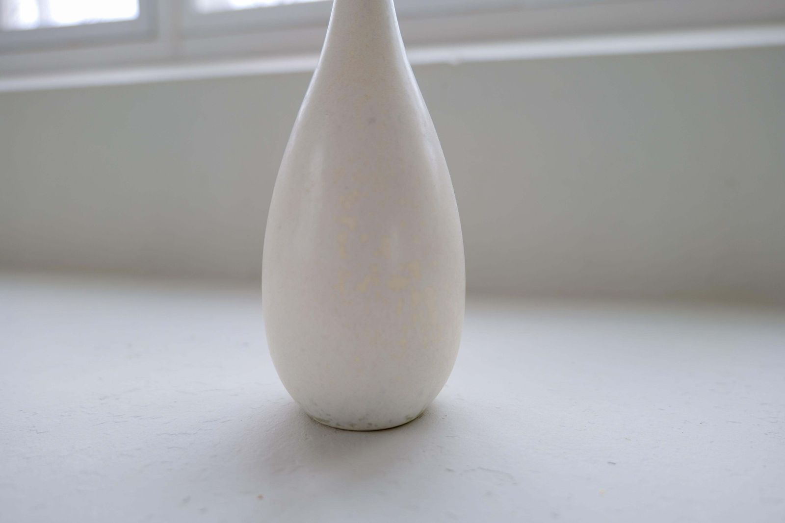 Home Decor Midcentury Modern Groupe Of 6 White And Grey Vessels Rörstrand Sweden 1950 photo
