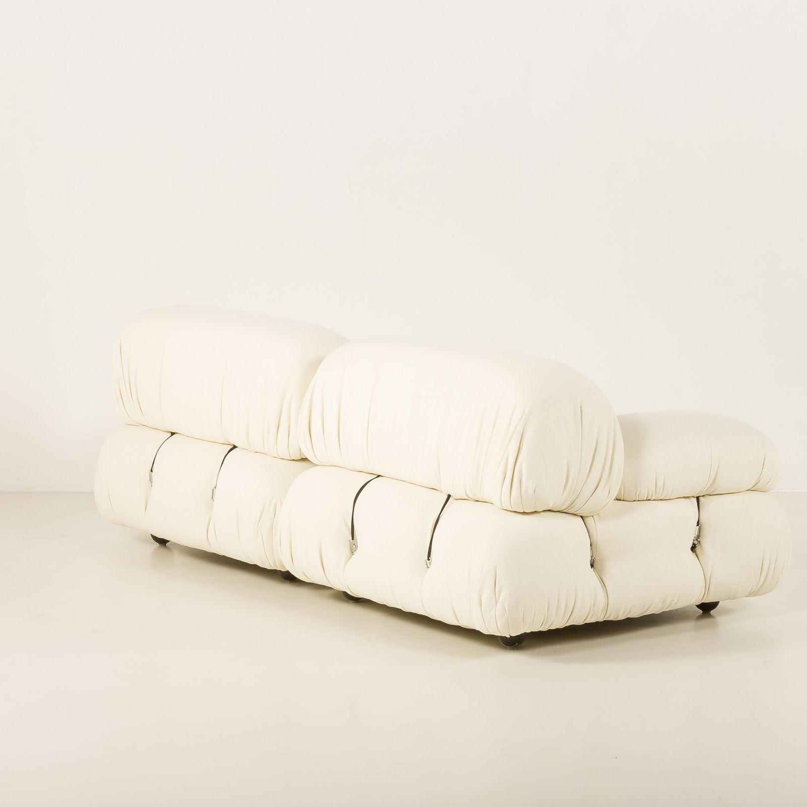 photo for sale Camaleonda Sofa By Mario Bellini Renovated In Linen Upholstery By Franco Fabri, Italian Mid Century Modern, 1970s