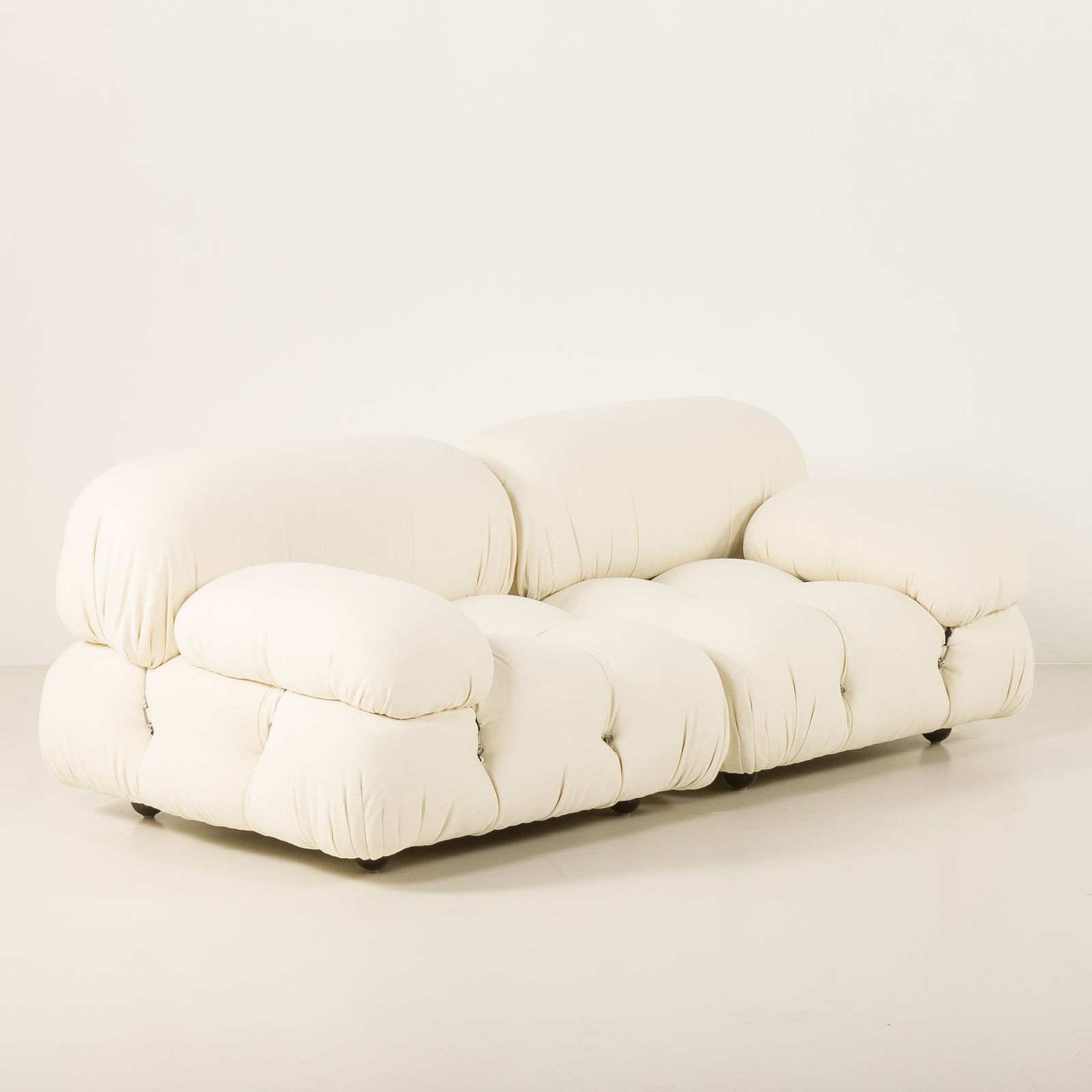 9671.0 Camaleonda Sofa By Mario Bellini Renovated In Linen Upholstery By Franco Fabri, Italian Mid Century Modern, 1970s photo
