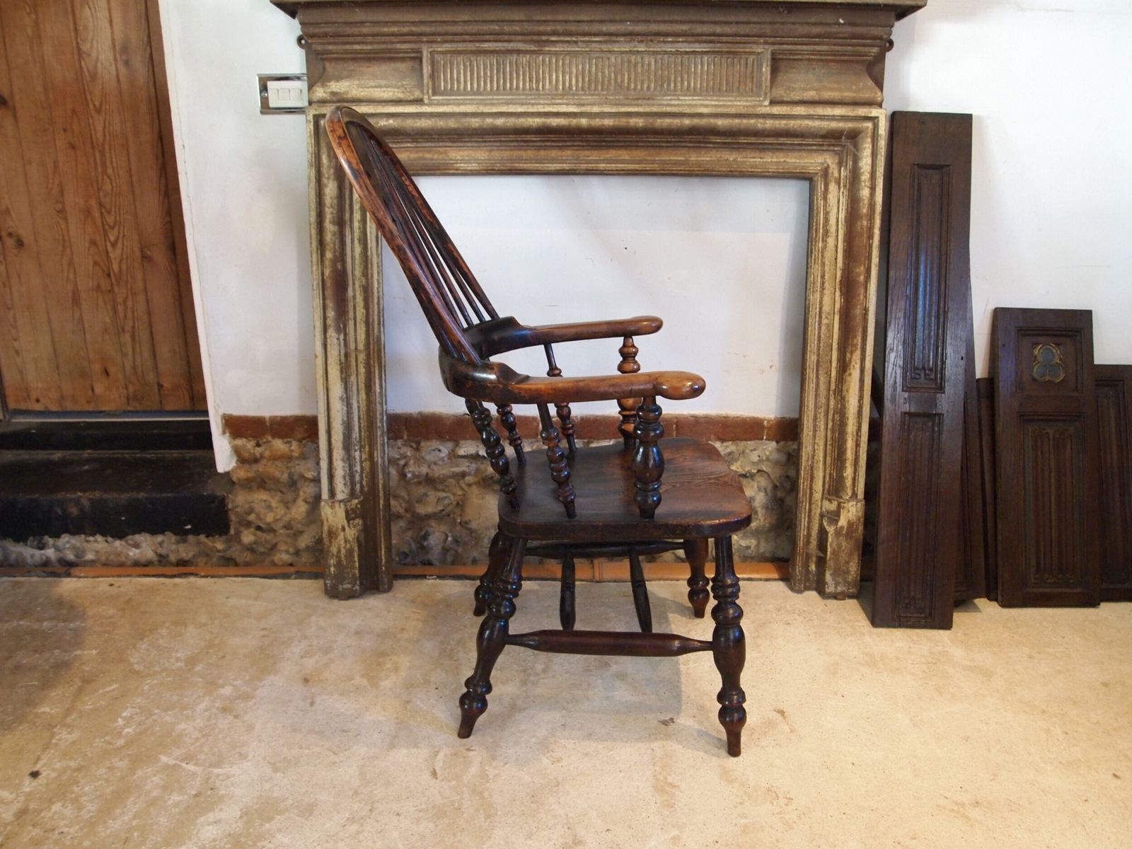 photo furniture Chair Stunning Victorian Windsor Armchair Yew & Elm C1840
