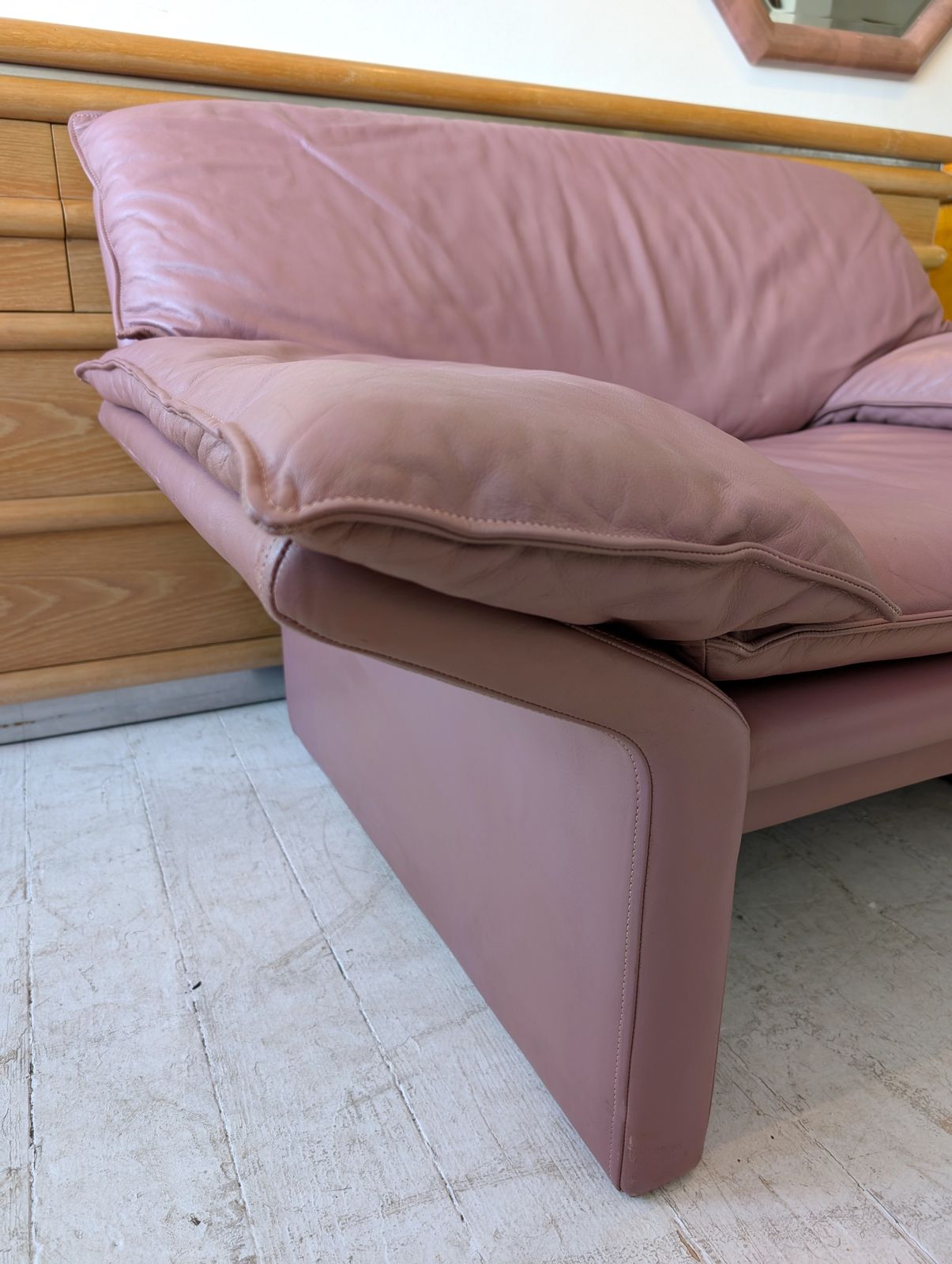 Angular Post Modern Vintage  Pink / Mauve Leather Armchair By Brayton, USA 1980s photo buy