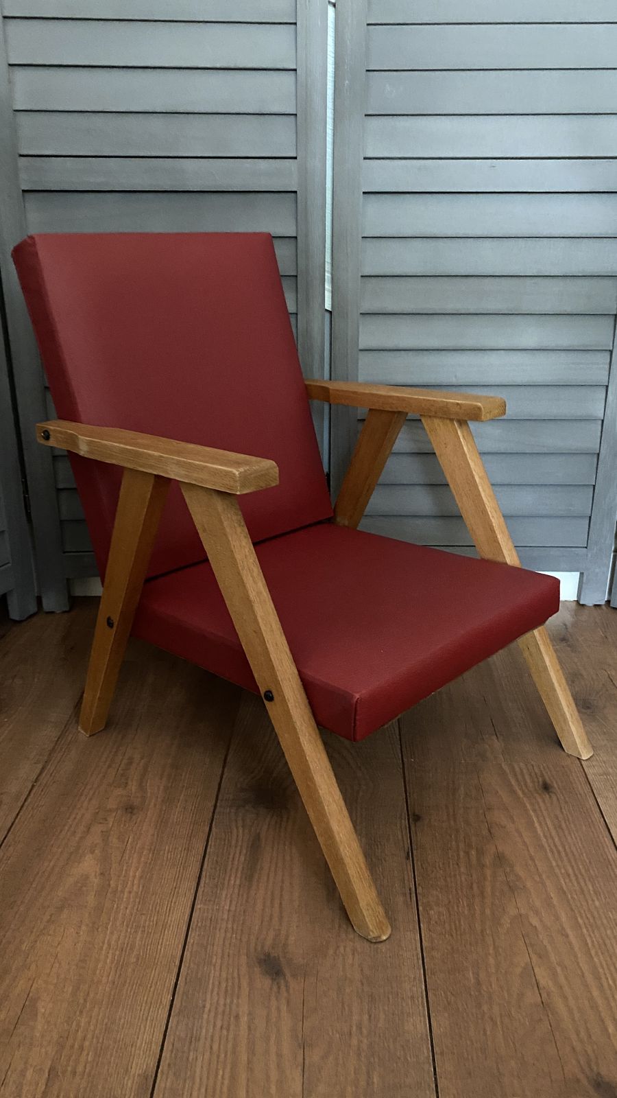 Vintage Mcm Danish Style Childs Chair Small Wooden Frame Lounge Red Vinyl photo buy