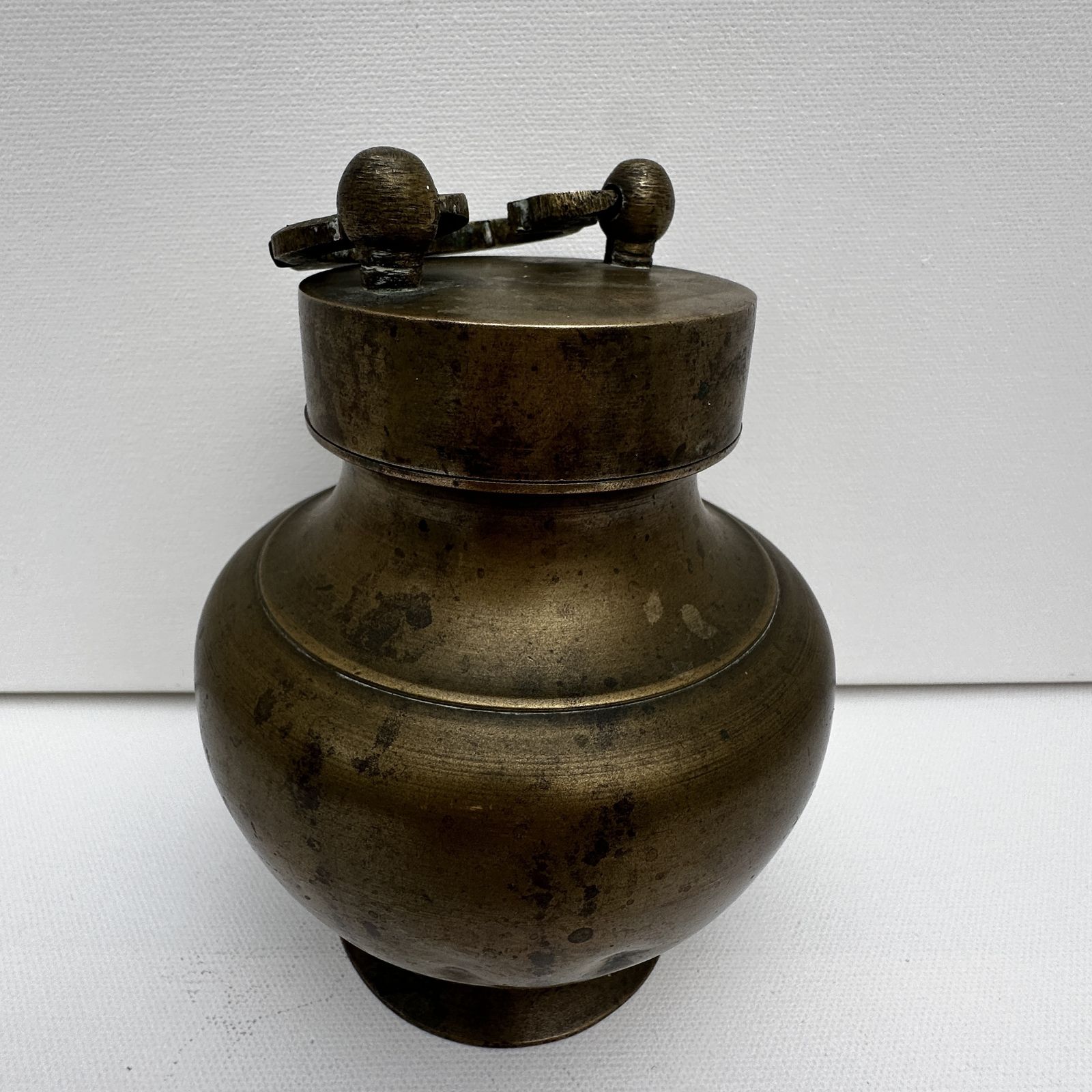 Antique Religious Brass Copper Holy Water Hinduism Shadu Kamandal Ganga Jal Pot photo 150.0