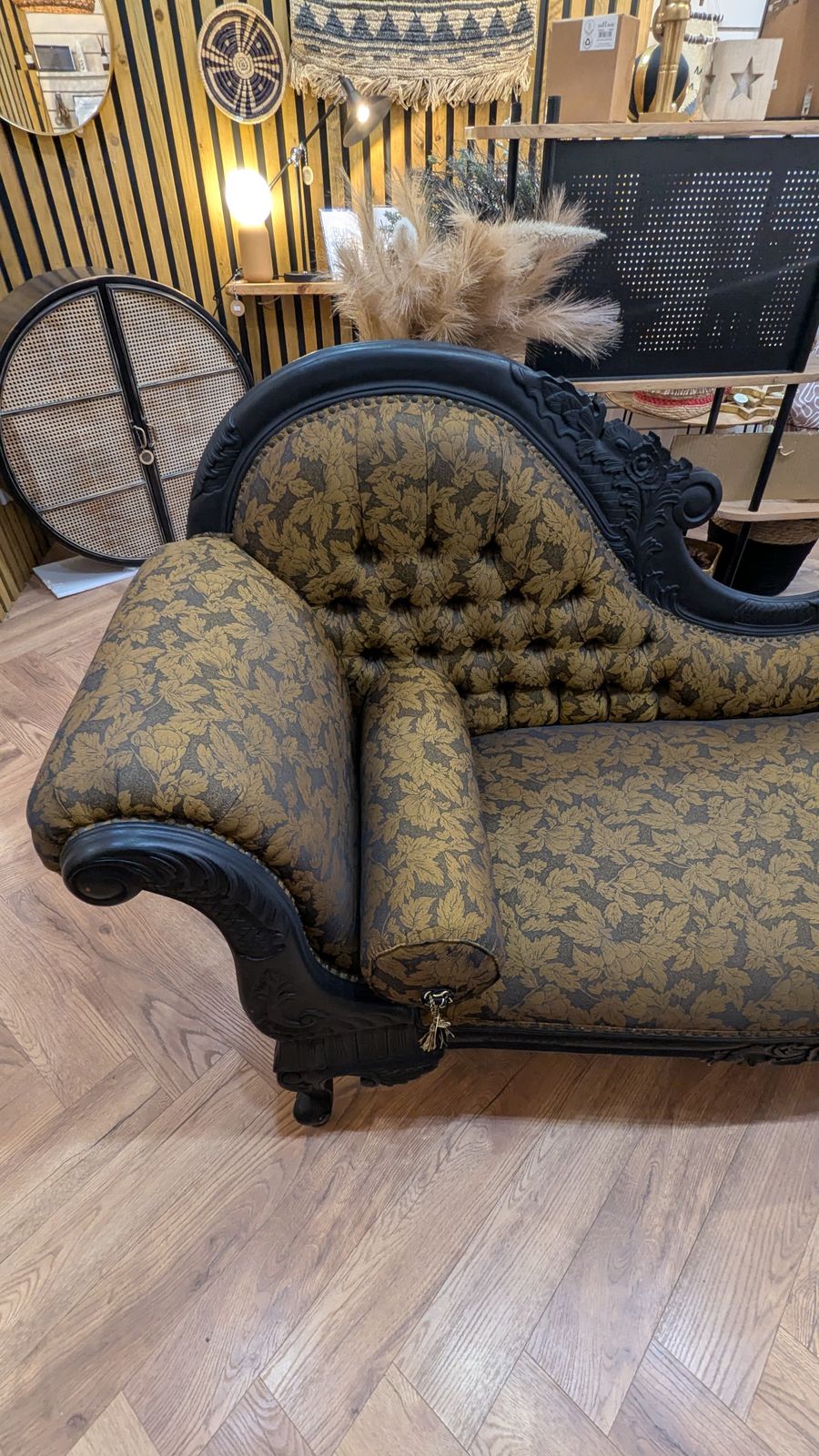French Chateau Style Black & Gold Daybed/Chaise Lounge photo furniture