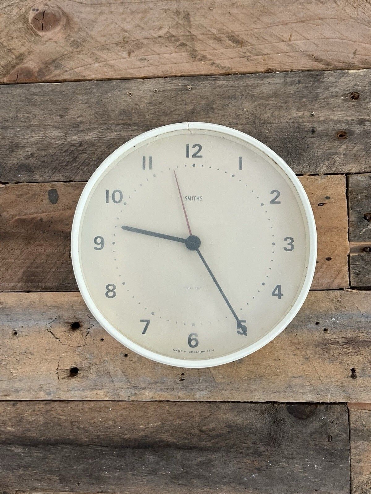 photo vinterior Mid Century 50s Yellow Smiths Sectric Wall Clock Kitchen Office Prop Not Working
