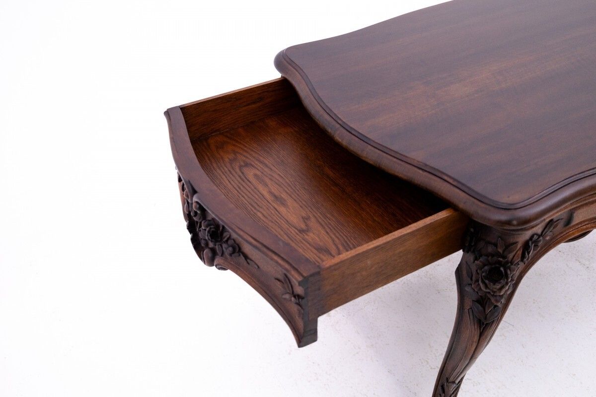 Richly Carved Table   Coffee Table, France, Late 19th Century. After Renovation. photo 1705.0