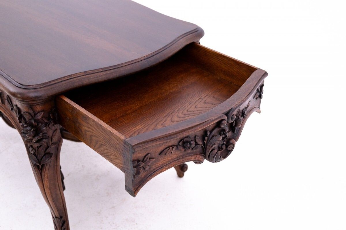 Richly Carved Table   Coffee Table, France, Late 19th Century. After Renovation. photo vinterior