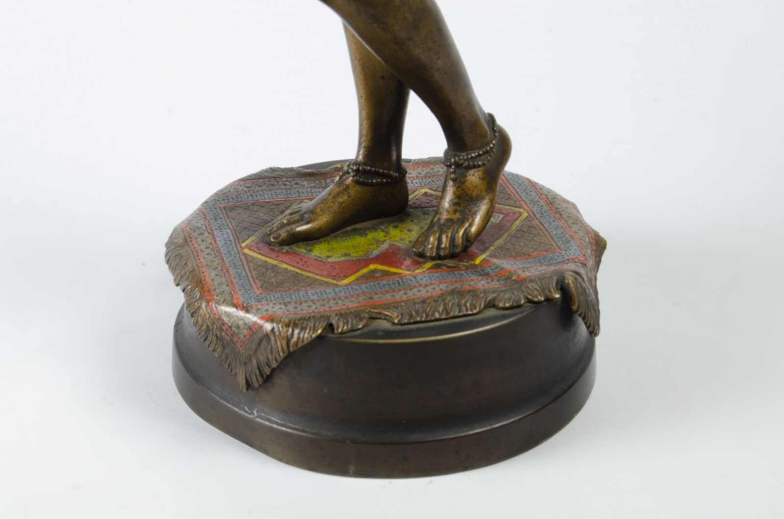 1900s Jugendstil Cold Painted Bronze Sculpture Of An Oriental Woman By Franz Bergmann, Austria photo buy