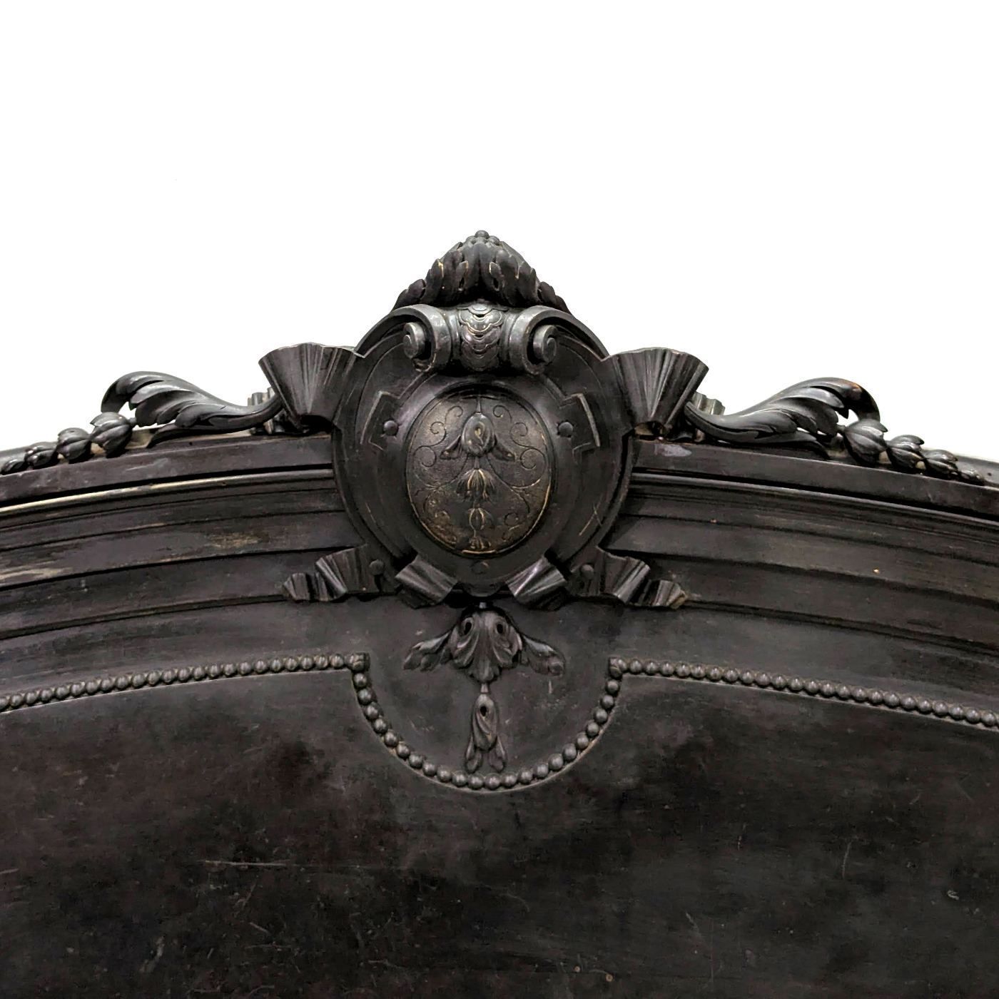6819.0 Napoleon III Bed With Lacquer Panel Decoration And Japanese Inlays, Meiji Period photo