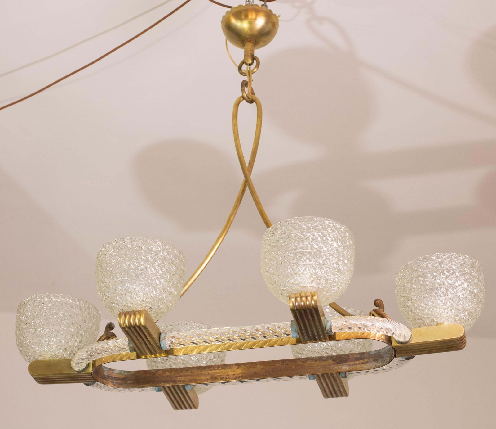 photo furniture Art Decò Seguso Oval Mid Century Six  Light Murano Glass And Brass Chandelier