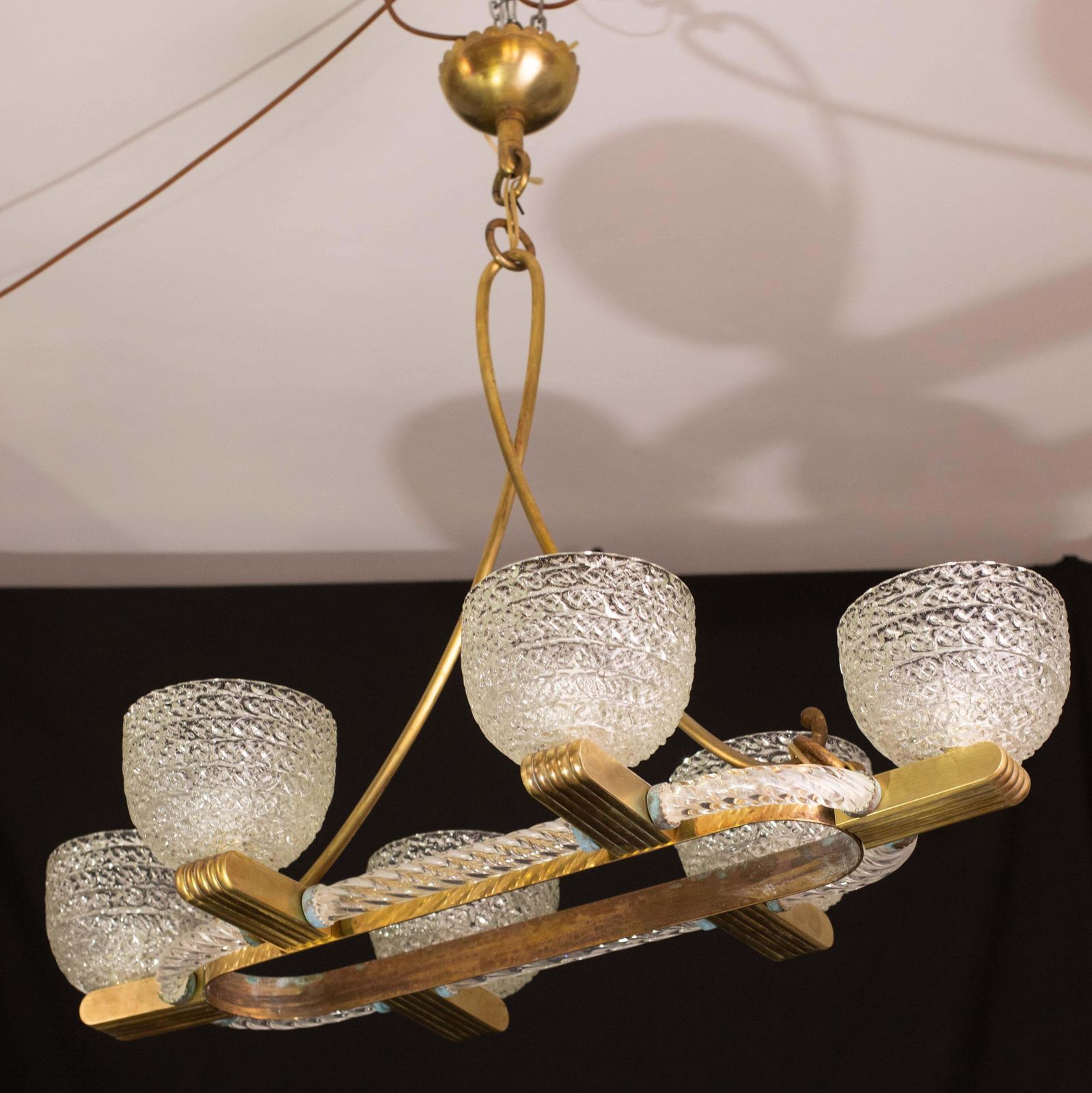 photo vintage Art Decò Seguso Oval Mid Century Six  Light Murano Glass And Brass Chandelier