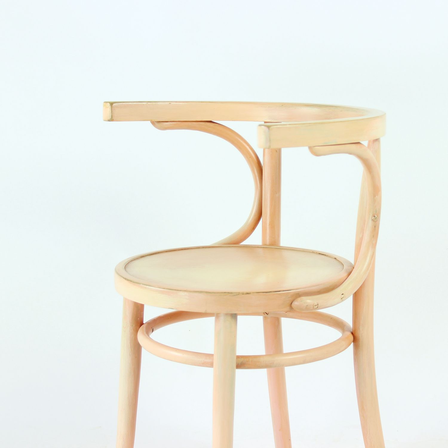 Michael Thonet No. 24 Bentwood Chair By Ton In Pink, Czechoslovakia 1950s photo vinterior