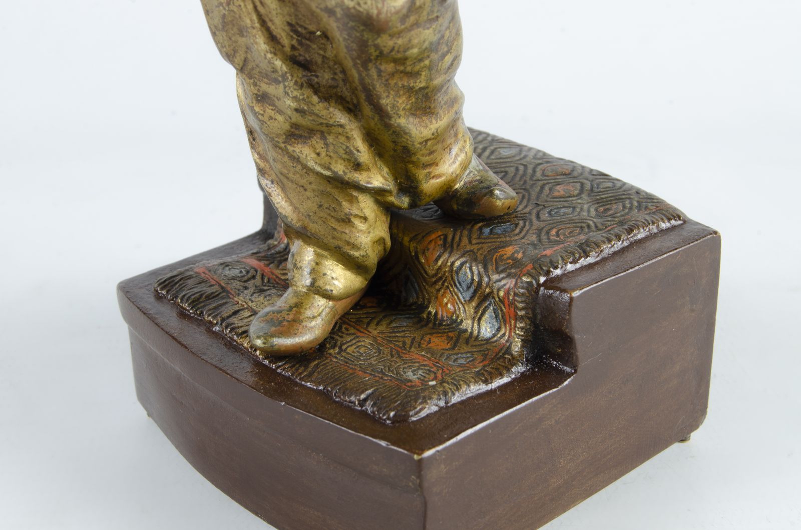 Jugendstil Cold Painted Bronze Sculpture Of A Woman Holding A Palm Leaf By Franz Bergmann, Austria photo vinterior
