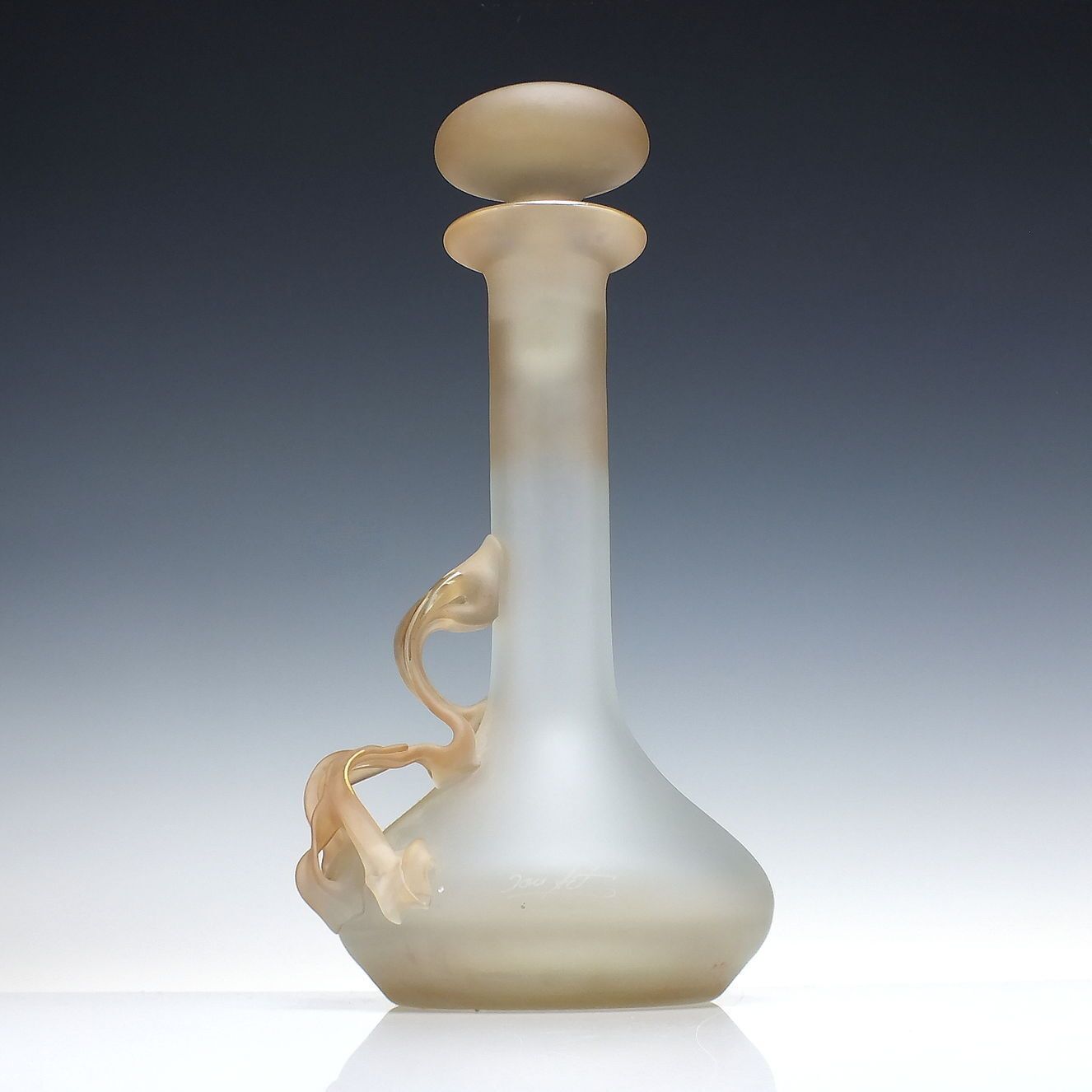French Art Nouveau Queens Burmese Glass Claret Jug Decanter C1920