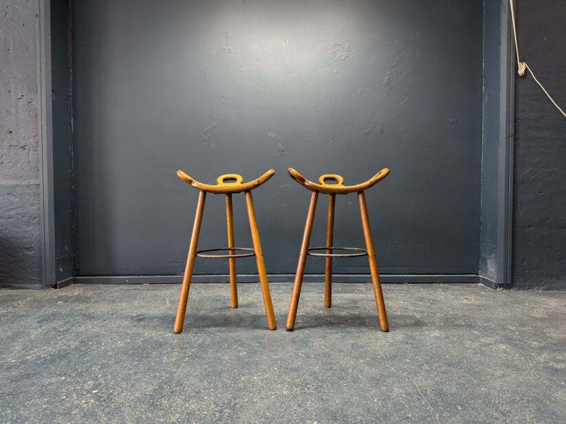 Sergio Rodrigues Merbella Stool photo vintage