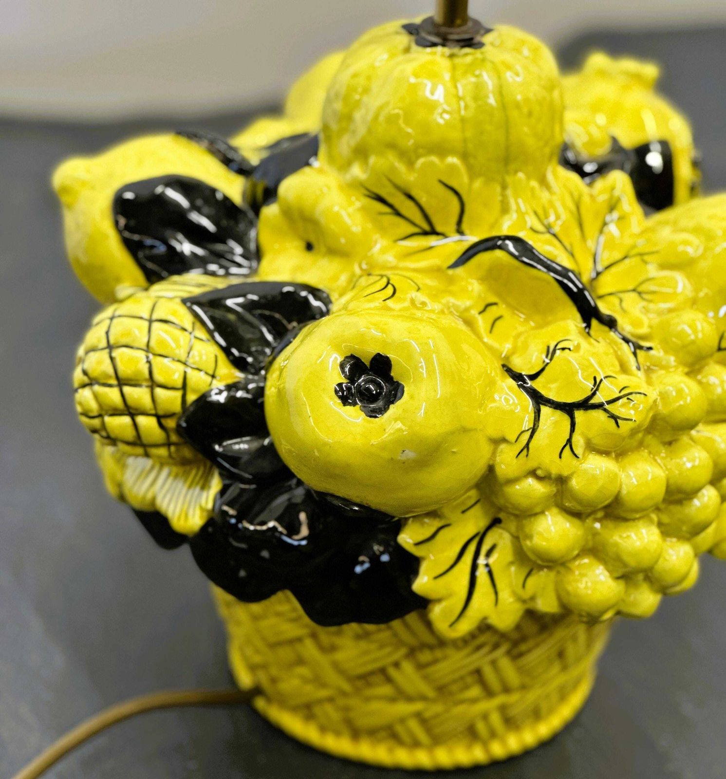 Striking Uco Zaccagnini Lemon Fruit Basket Table Lamp, 1970s. Italy. photo furniture