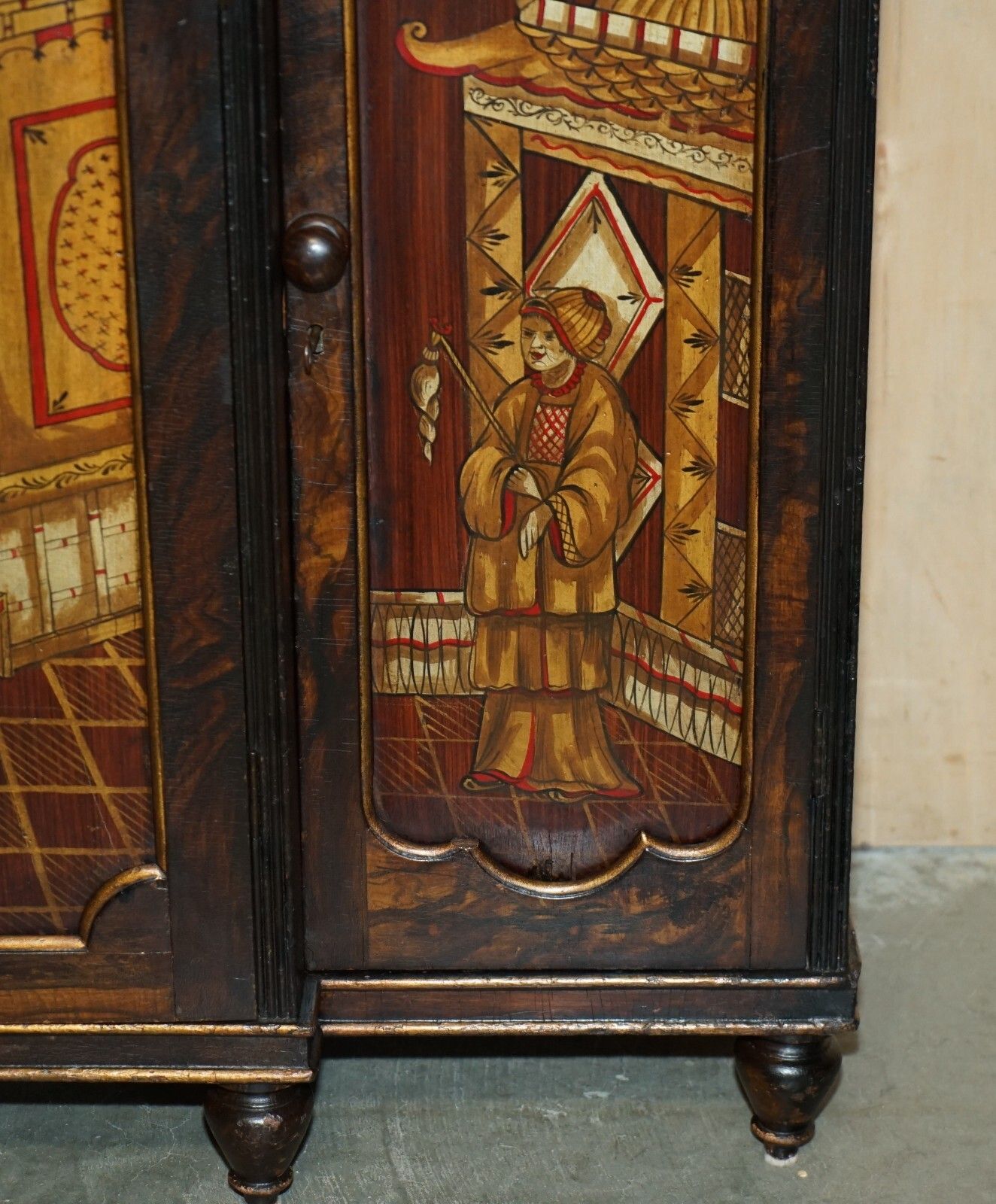 4950.0 Antique Regency 1810 Simulated Rosewood Chinese Chinoiserie Breakfront Sideboard photo