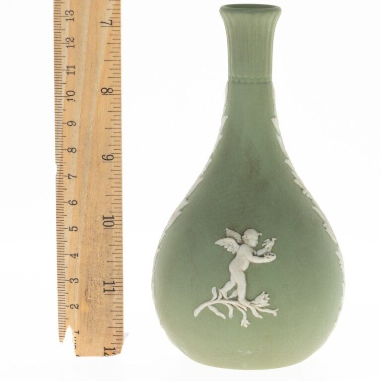 Wedgwood Green Jasper Classical Cameo Putti Spill Vase photo Home Decor