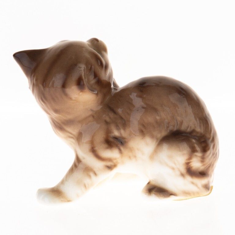 Danbury Mint Hand Painted Porcelain Ceramic Cat Figure photo furniture