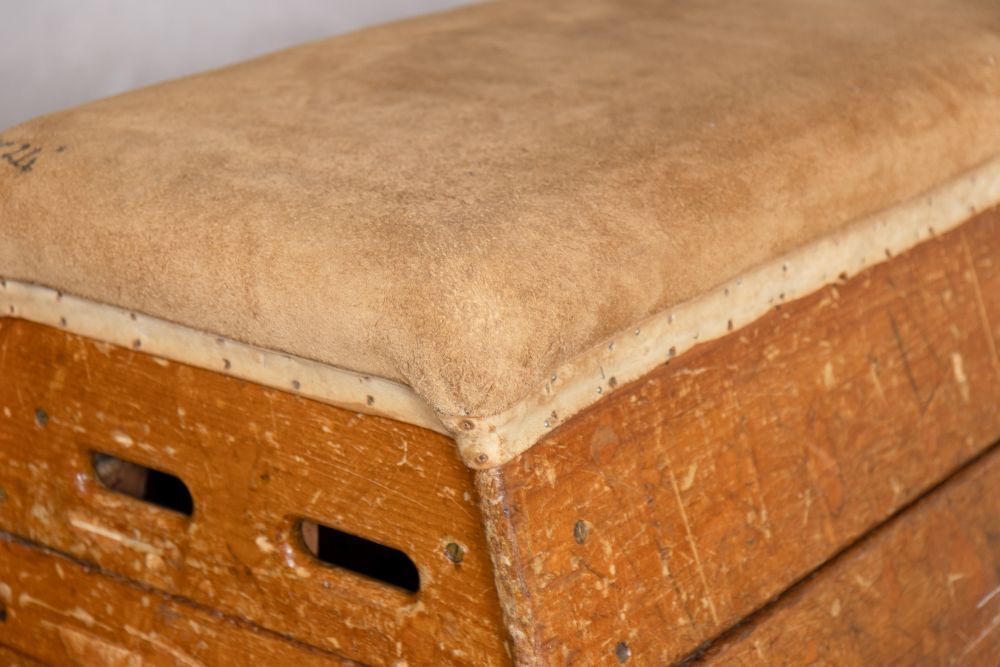 photo for sale Vintage Vaulting Box