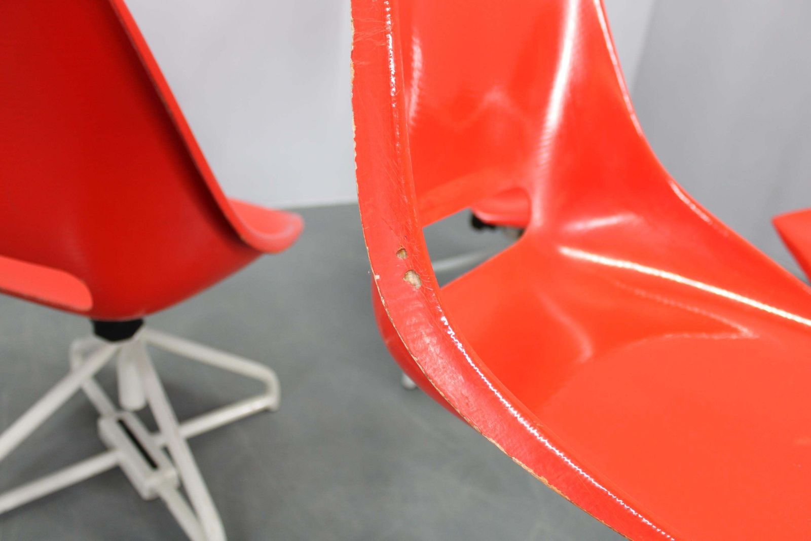 1960s Miroslav Navratil Set Of Eight Fiberglass Chairs For Vertex, Czechoslovaki photo vintage