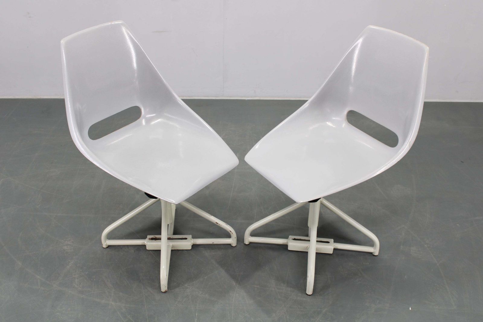 1960s Miroslav Navratil Pair Of Fiberglass Chairs For Vertex, Czechoslovakia photo furniture