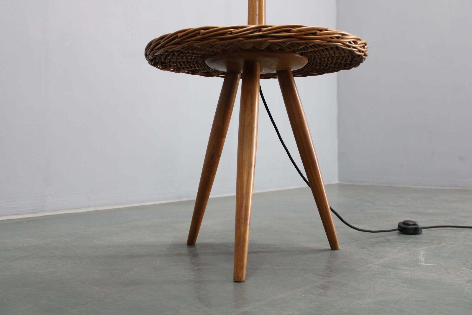 1156.0 1970s Jan Kalous Wooden Floor Lamp For Uluv, Czechoslovakia photo