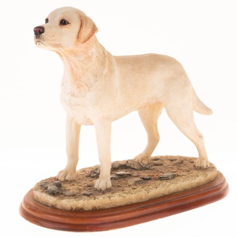 Hand Painted Border Fine Arts Labrador Dog Figure Sculpture