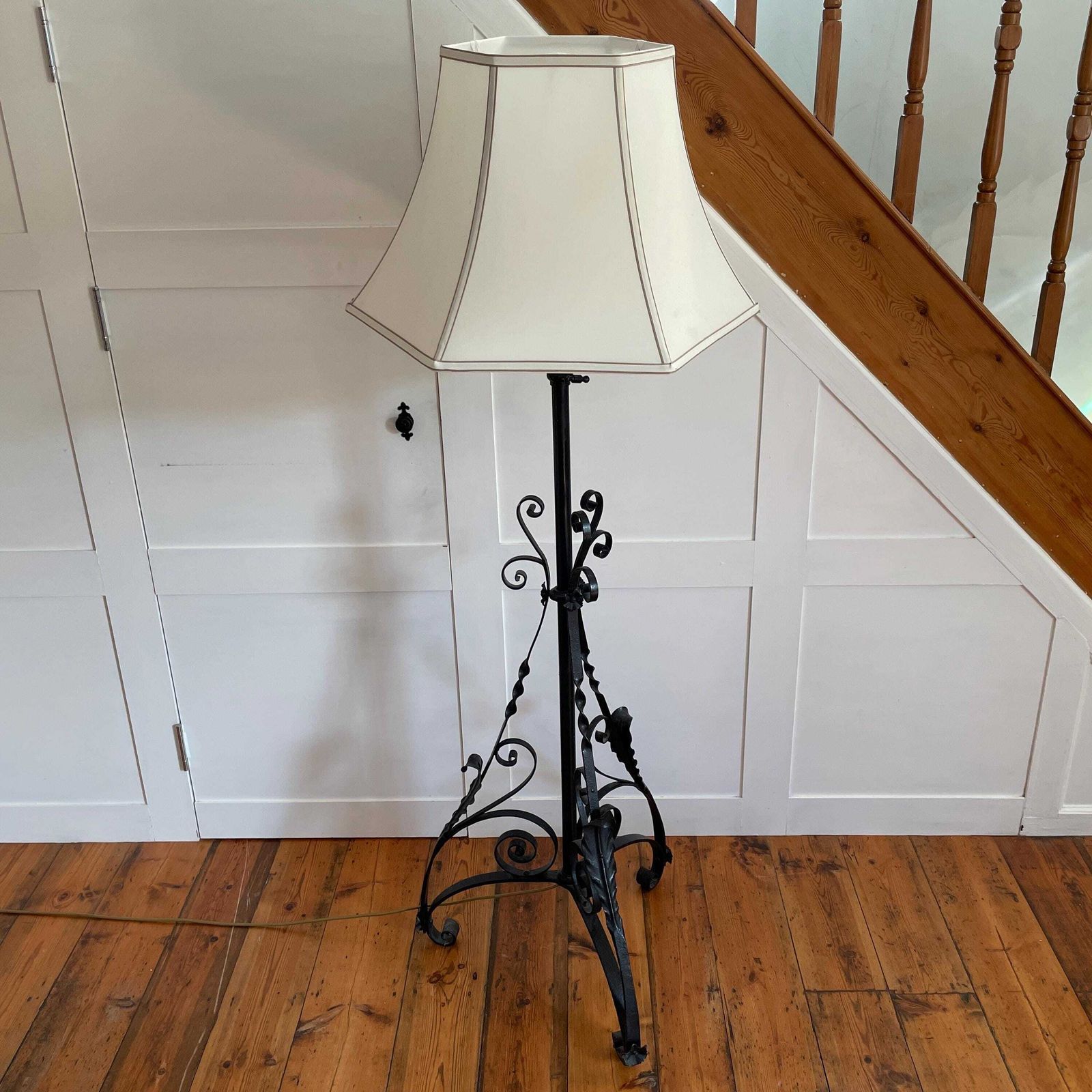 Antique Wrought Iron Freestanding Floor Lamp Black Ornate Vintage Shade 3 Legs Tall Large Floral Plant & Twisted Shapes Heavy