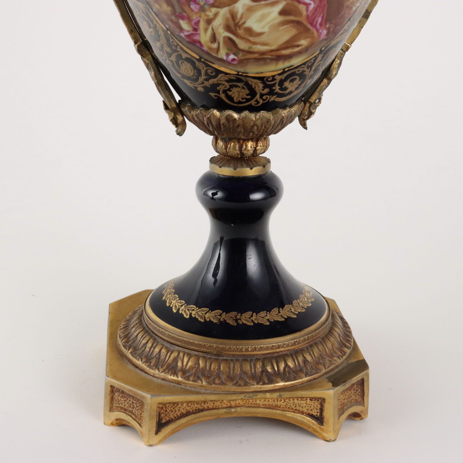 Antique Vases Bronze Porcelain Handmade France XX Century photo vinterior