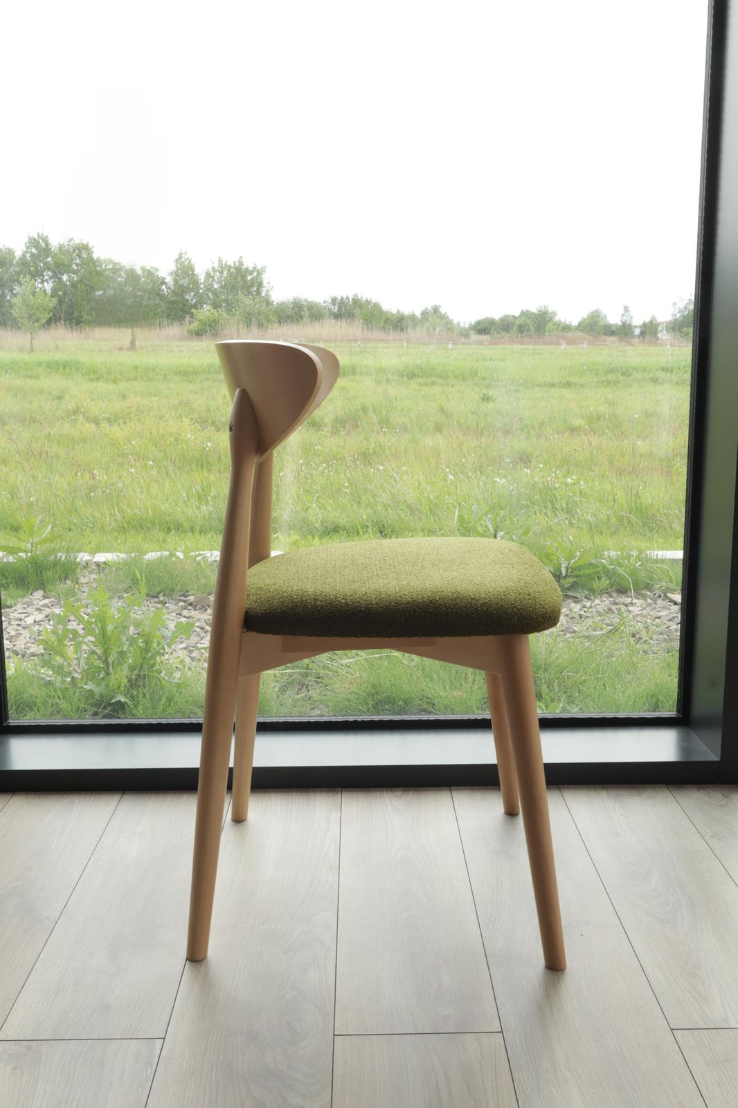 photo furniture Natural Dining Chair With Green Upholstery, New Modern Design Stylized Vintage Project, Personalisation, Set Of 2/4/6/8/10/12 Chairs