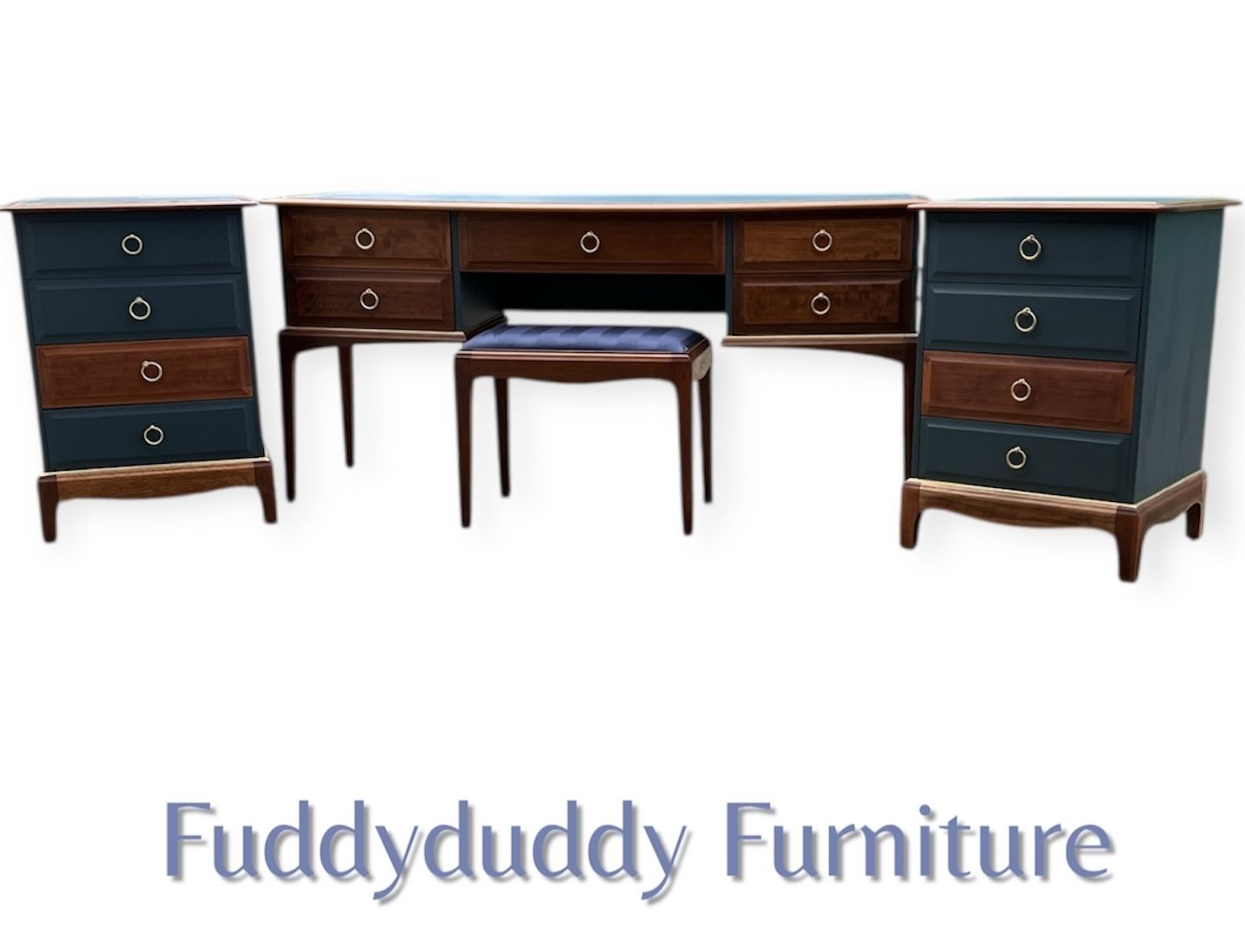 Matching Stag Bedroom Furniture Set