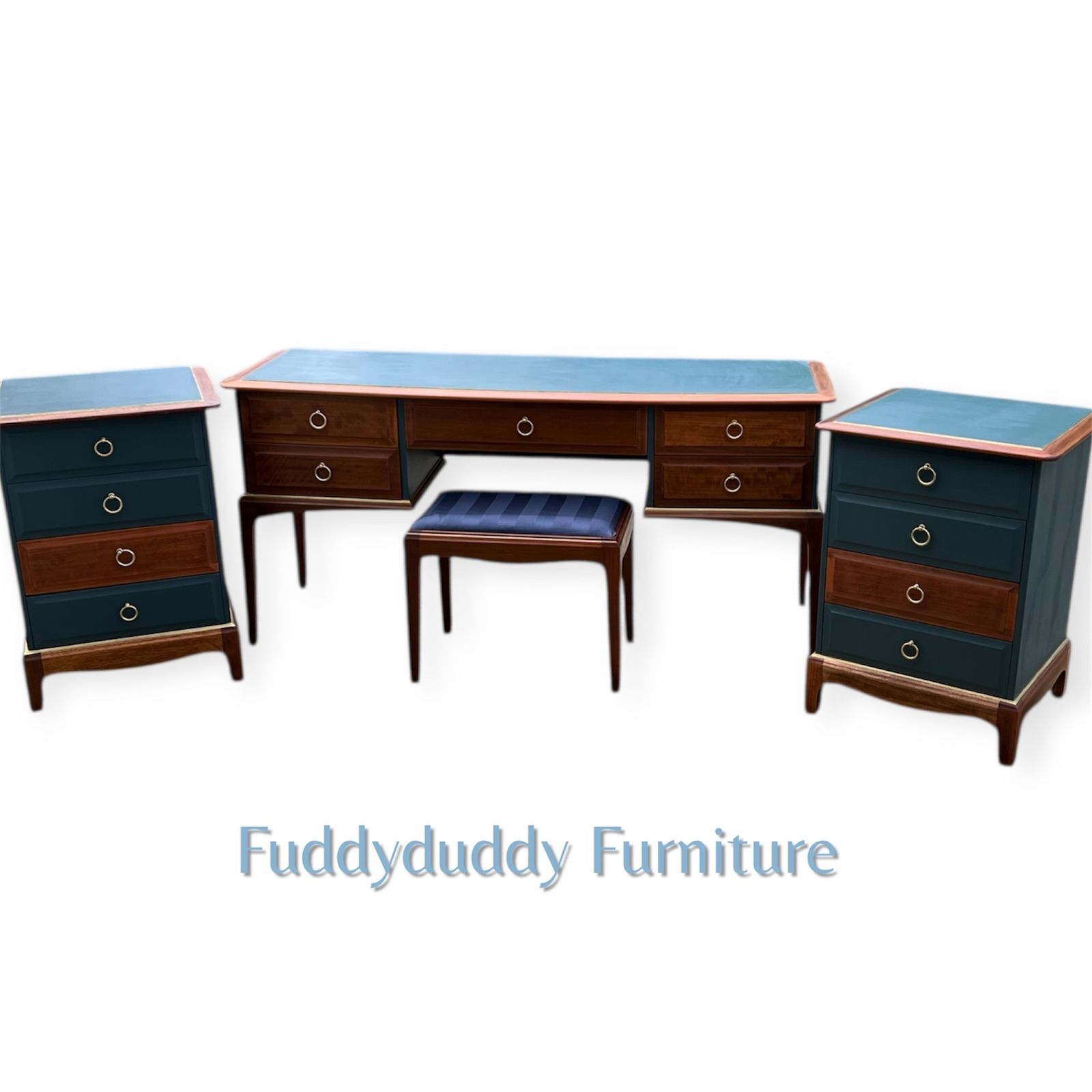 Matching Stag Bedroom Furniture Set photo buy