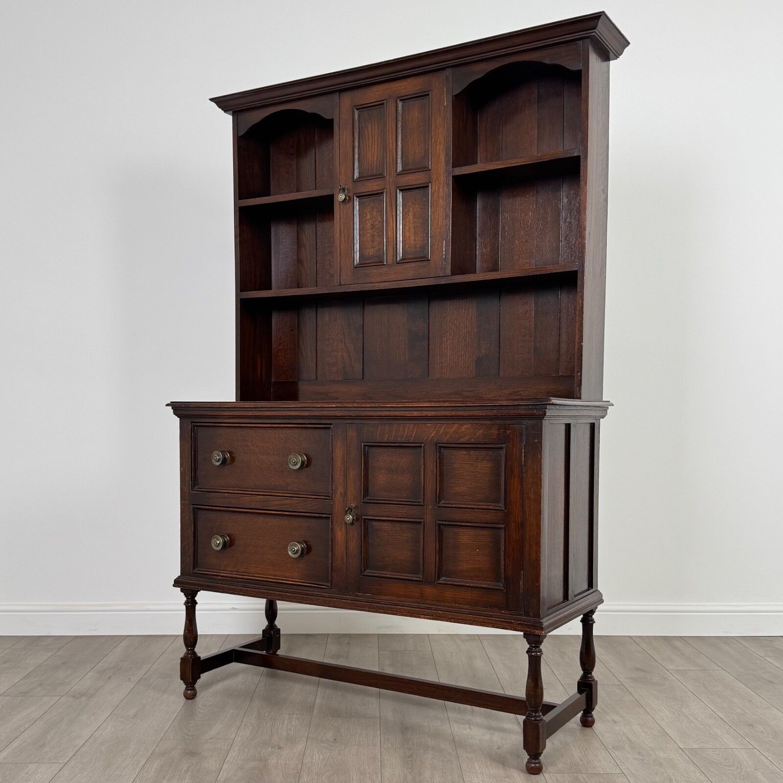 Antique 20th Century Good Quality Oak Dresser photo for sale