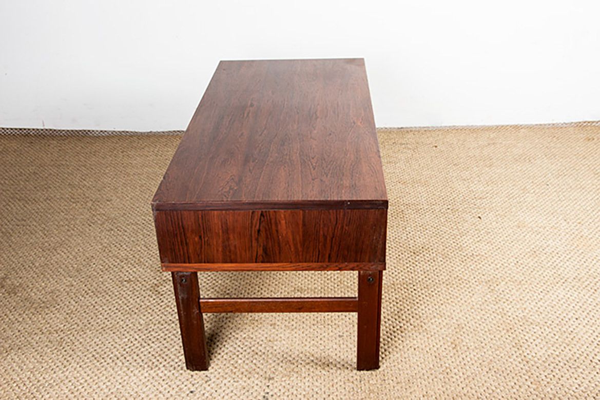 Petite commode, meuble d'entrée ou d'appoint, danoise en palissandre, 1960. photo vinterior