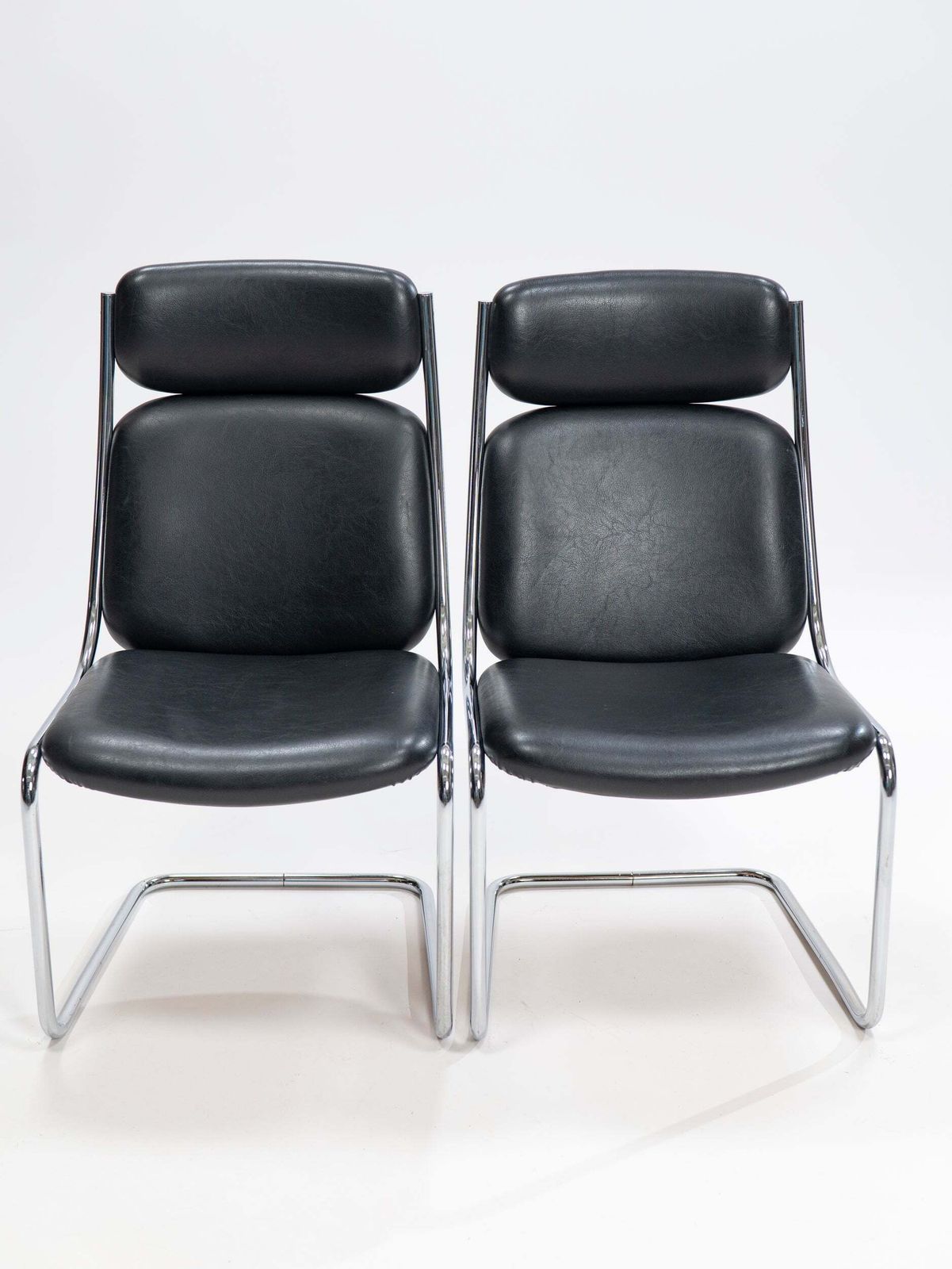 Pair Of Cantilever Leather Chairs By Mauser Werke Waldeck, West Germany, 1950s photo buy
