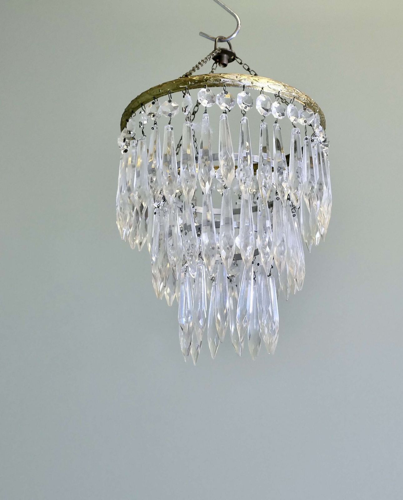 A Lovely Waterfall 3 Tier Crystal Chandelier photo vinterior