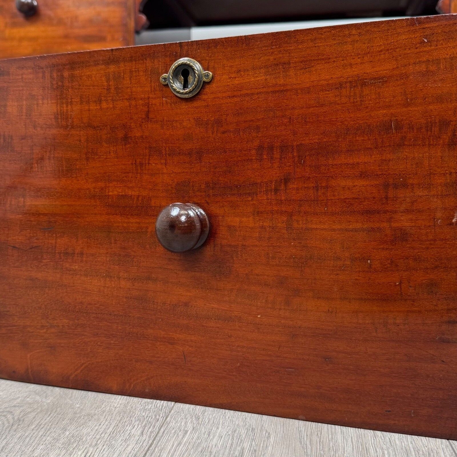 1250.0 Antique 19th Century Finest Quality Desk In Mahogany photo